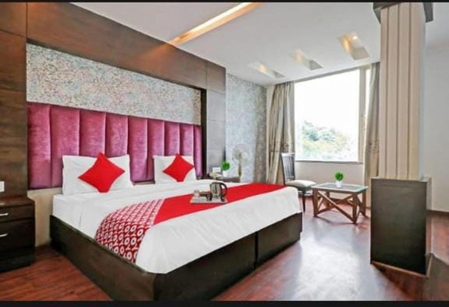 Hotel Royal Paradise By Kdson Νέο Δελχί Εξωτερικό φωτογραφία